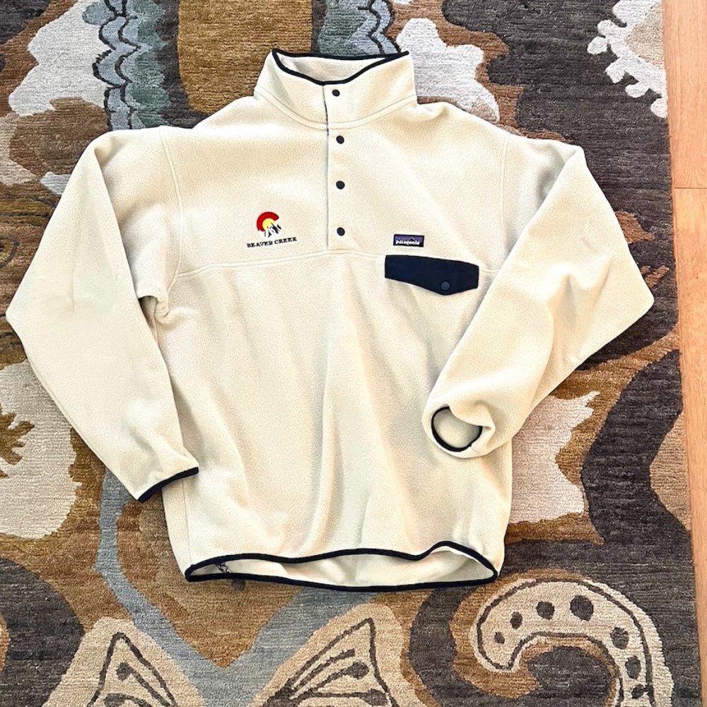 Tan Patagonia Synchilla Fleece Pull-Over–Size Large,